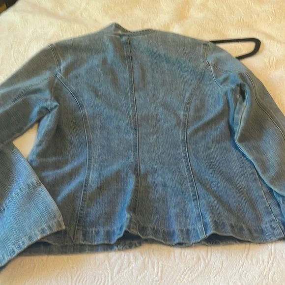 Gloria Vanderbilt size small jeans, jacket - Picture 5 of 6